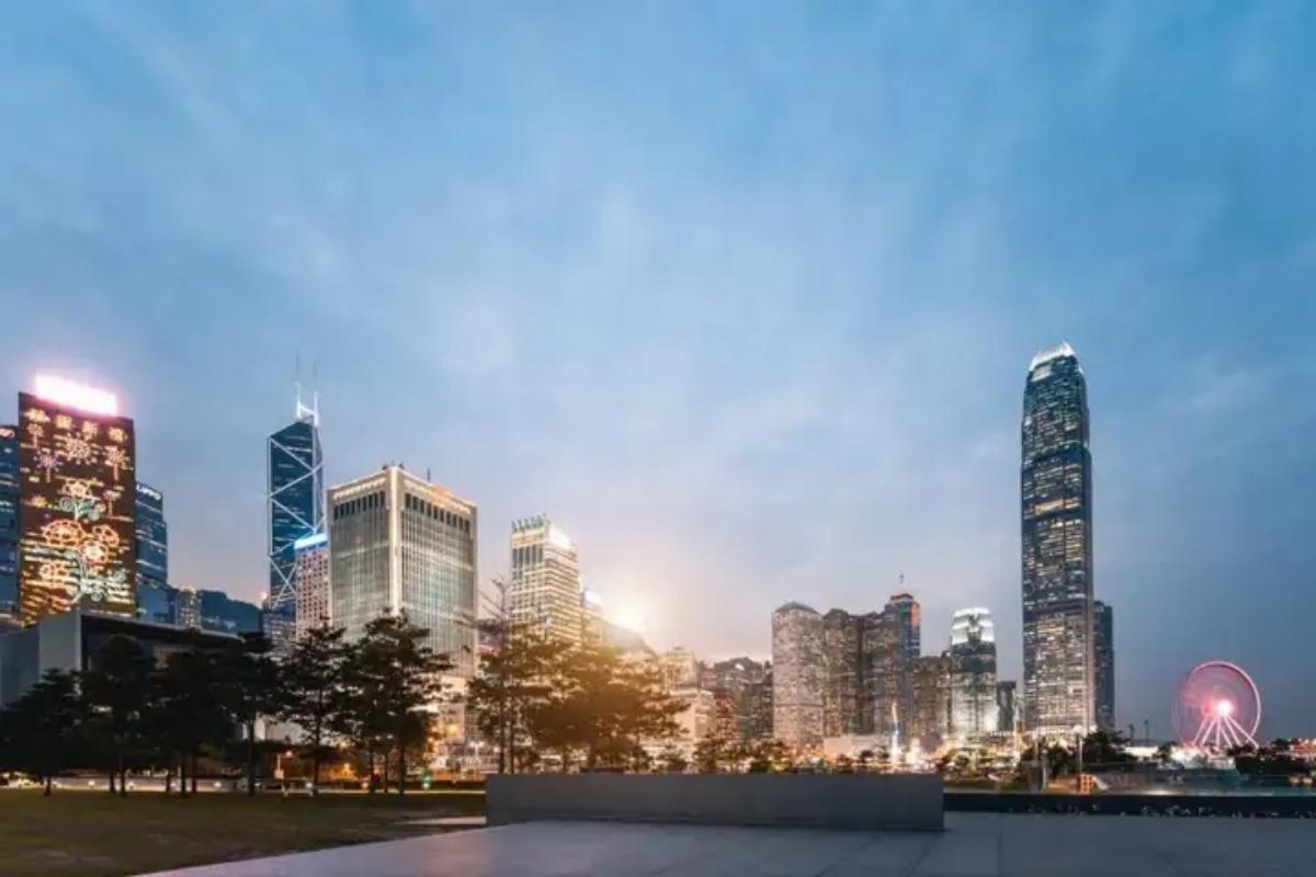 注意！触及红线的行为，会让您的香港银行账户瞬间冻结！